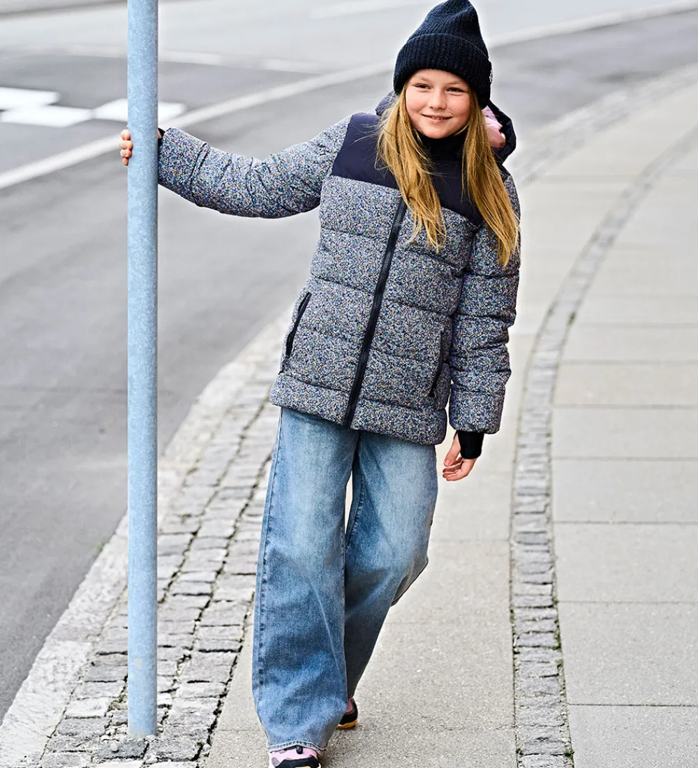 Dynejakke - Quilt - Phantom m. Blomster|Color Kids Online