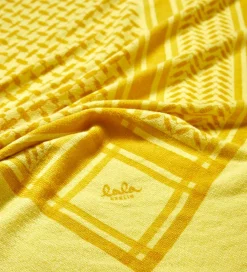 Tørklæde - Triangle Trinity Classic M - Gul|Lala Berlin