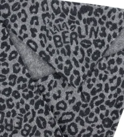 Tørklæde - 162x85 - Triangle M - Asphalt Leo|Lala Berlin Outlet