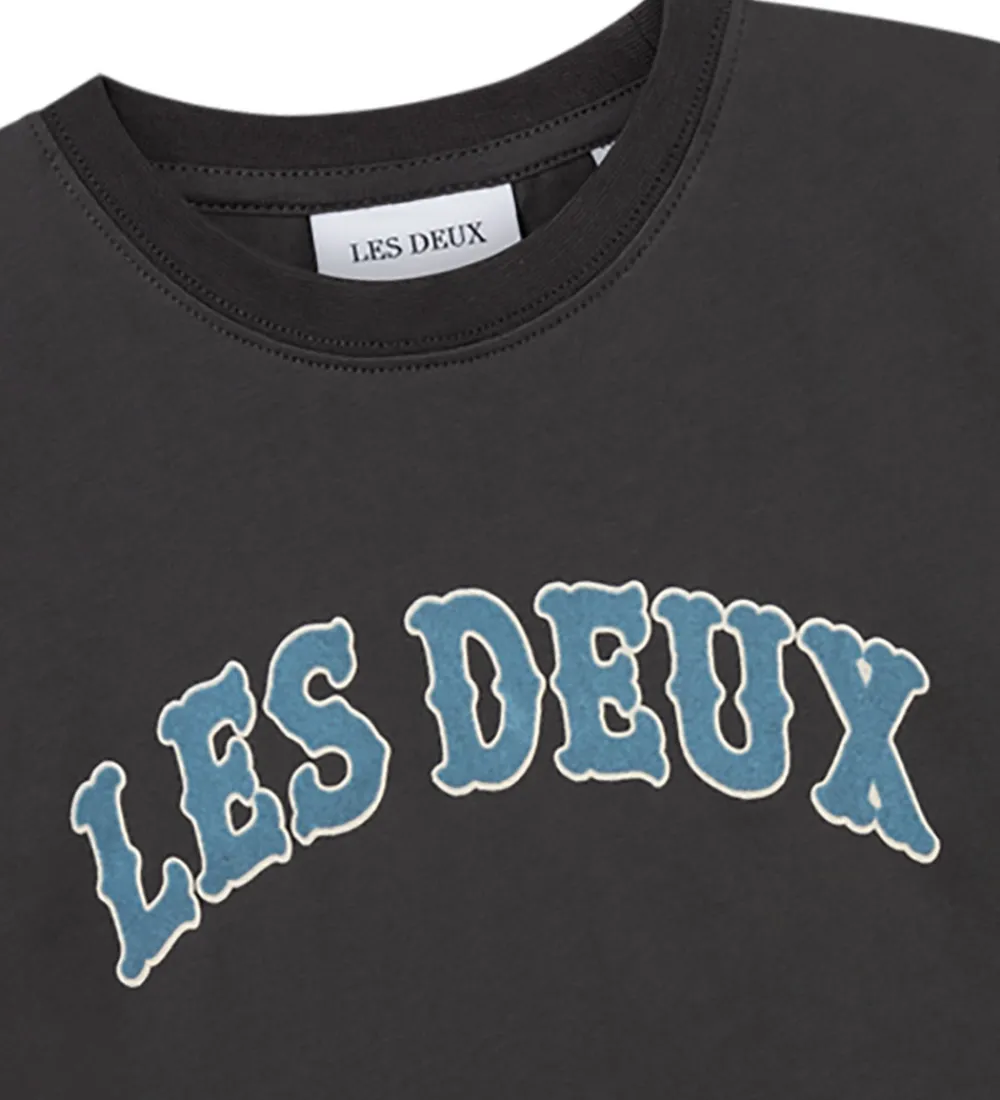 T-shirt - Brady Western - Raven Grey|Les Deux Online