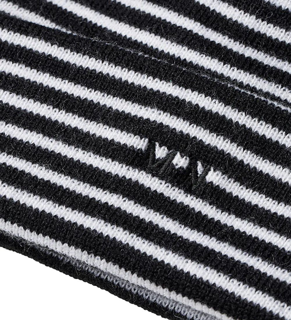 Hue - Strik - Isak Ambas Stripe - Sort/Hvid|Mads Nørgaard