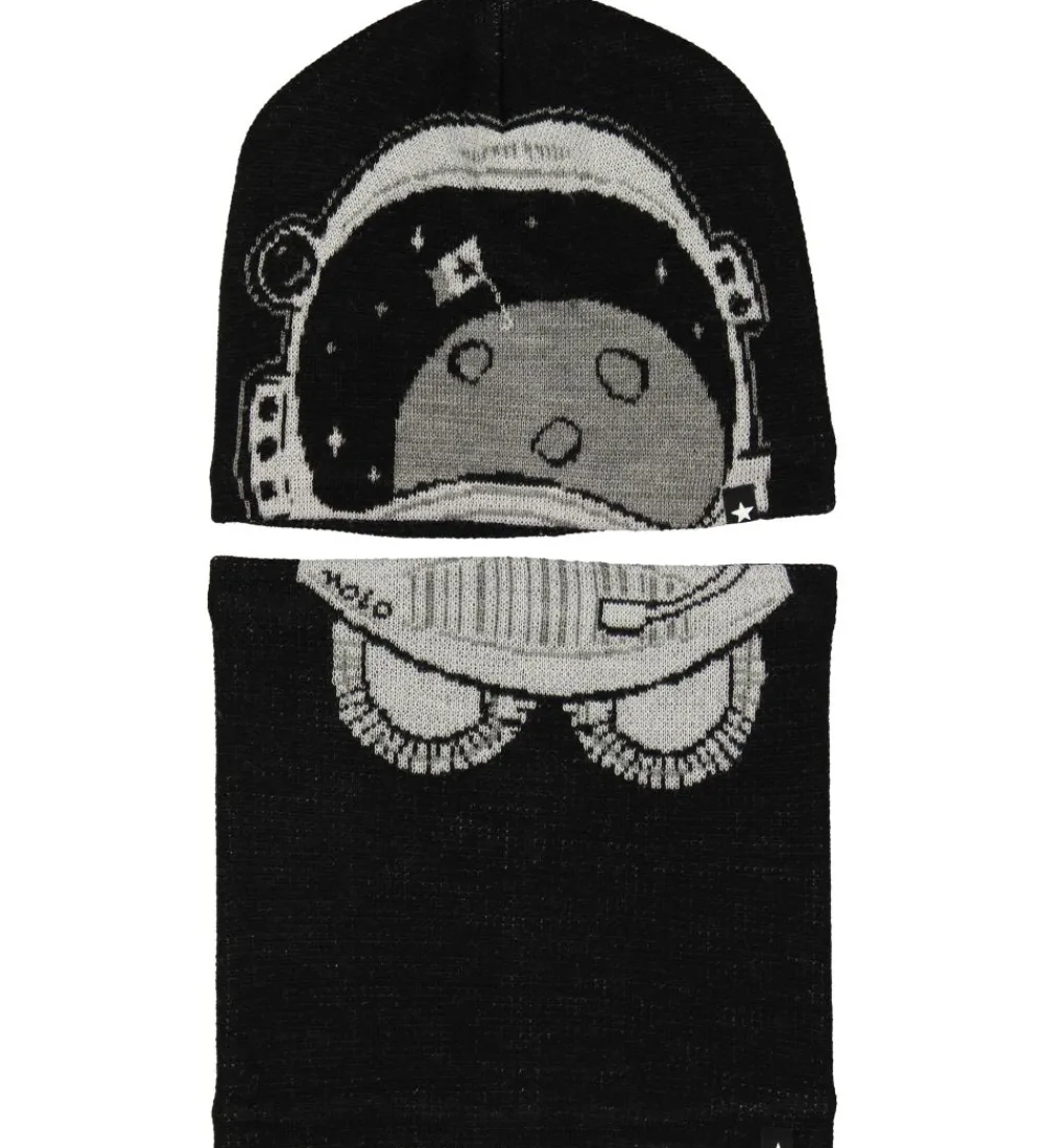 Hue m. Tube - Kleo - Uld/Polyester - Very Black m. Rumhjelm|Molo Outlet